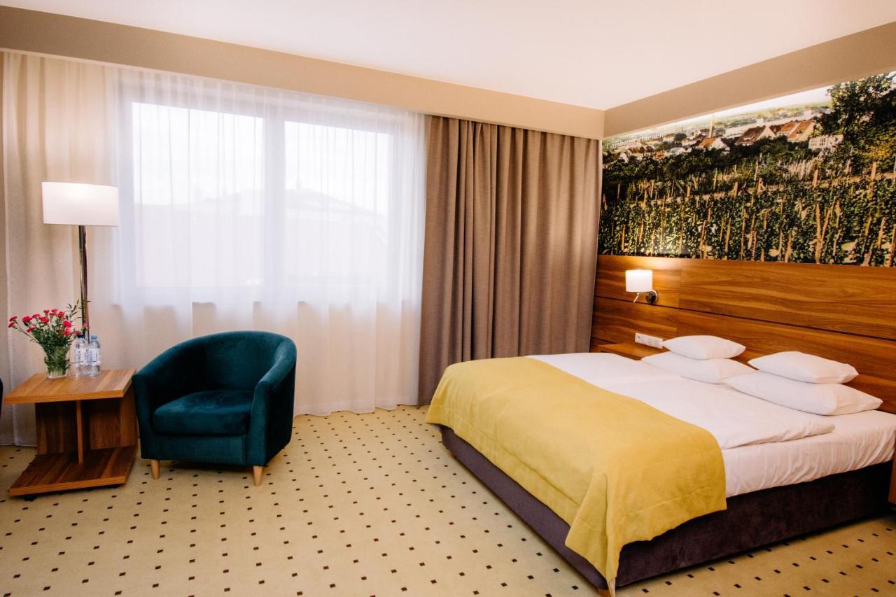 Ruben Hotel Zielona Gora Luaran gambar
