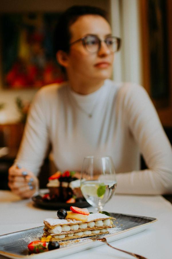 Ruben Hotel Zielona Gora Luaran gambar