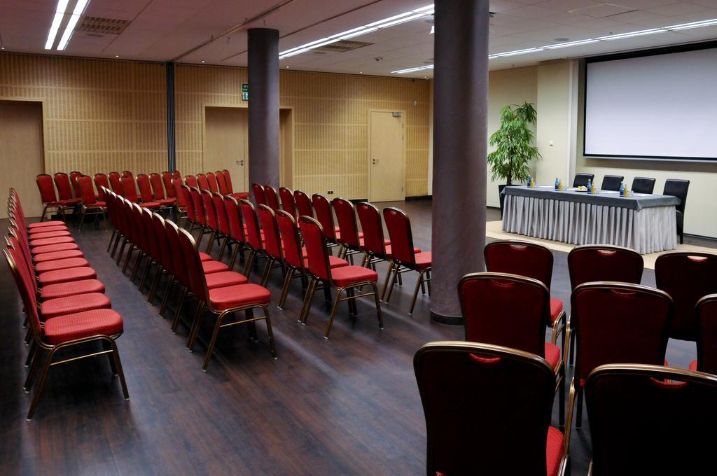 Ruben Hotel Zielona Gora Luaran gambar