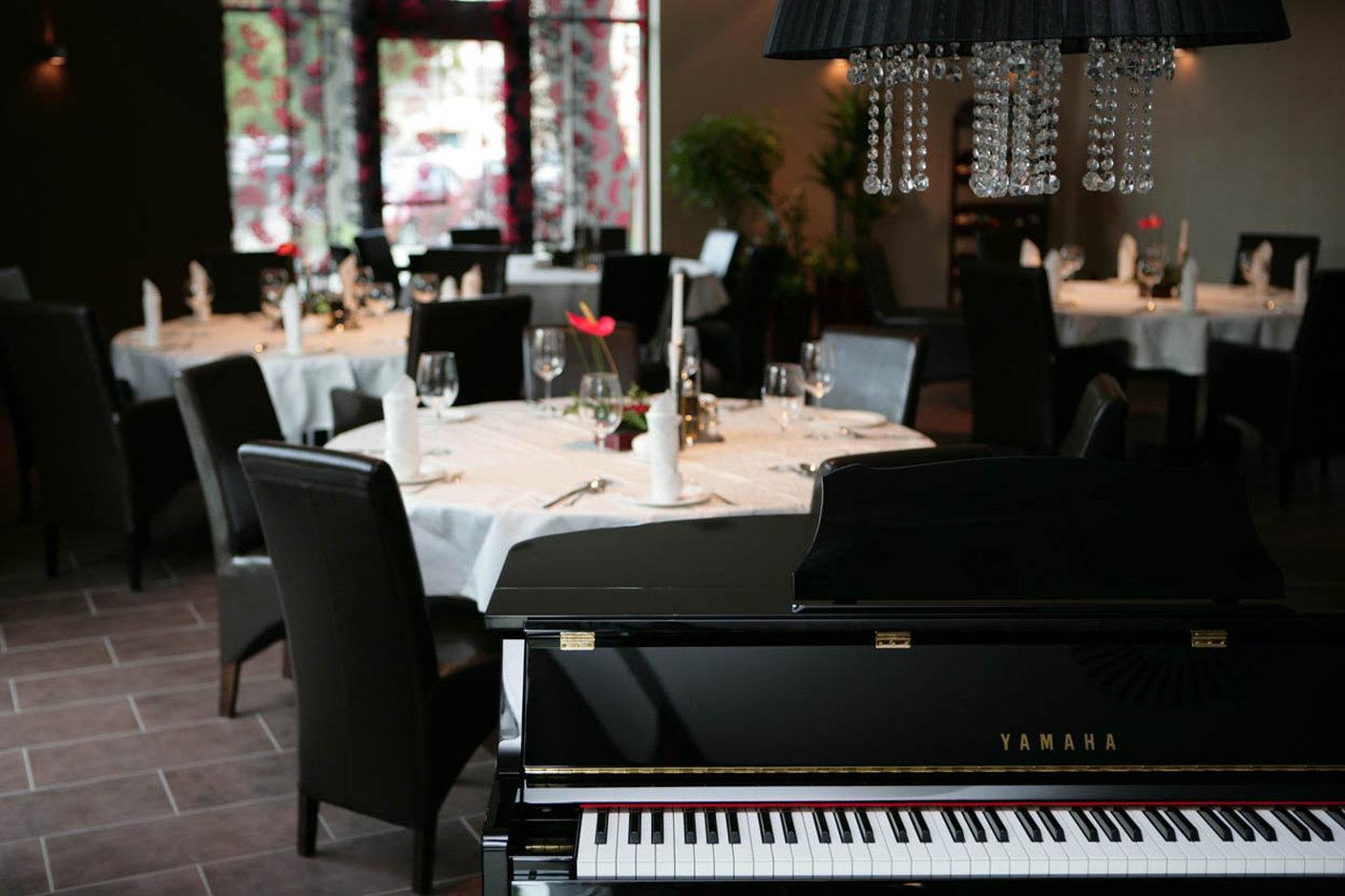 Ruben Hotel Zielona Gora Luaran gambar
